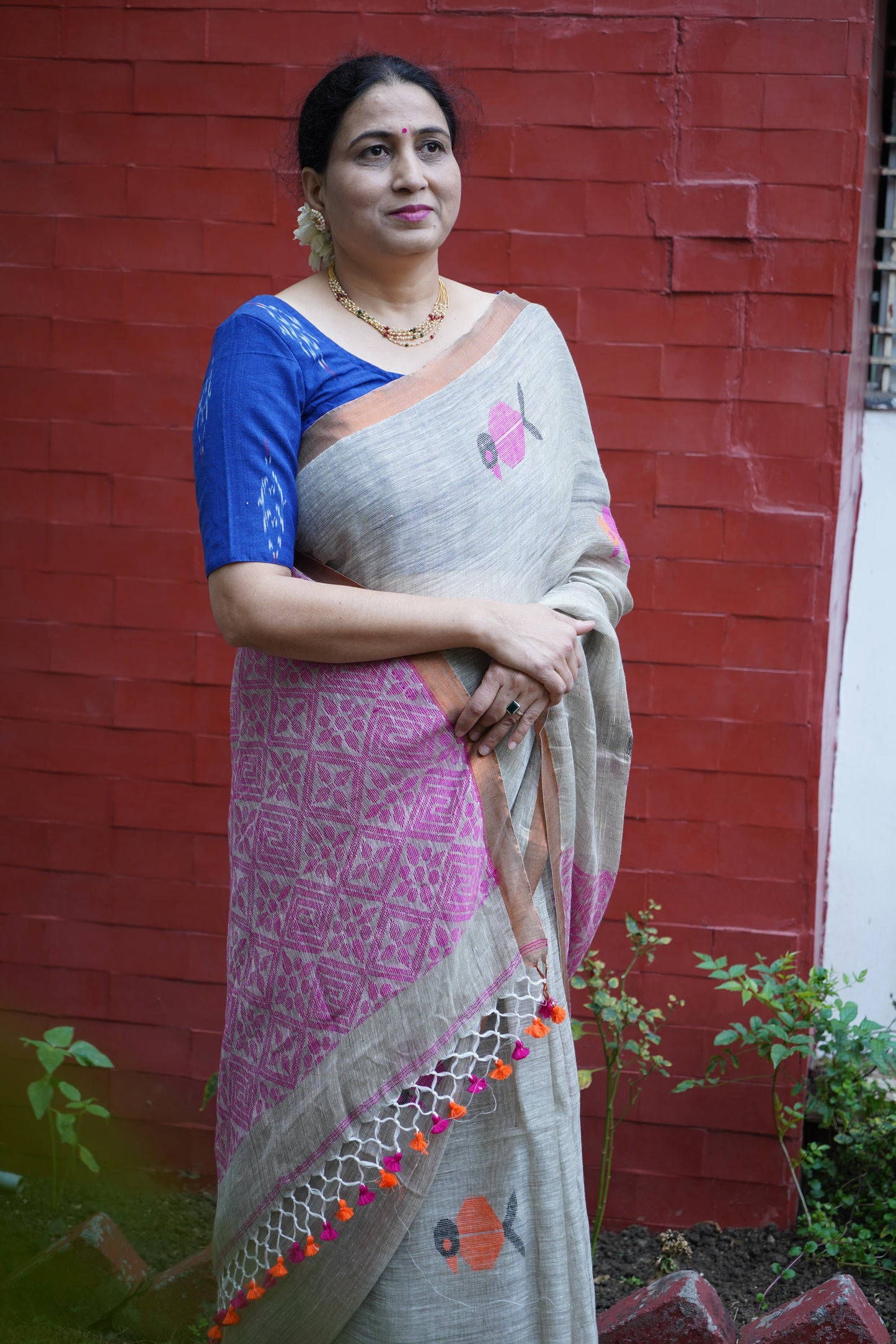 Elegance Unveiled: Embrace the Timeless Charm of Linen Sarees.