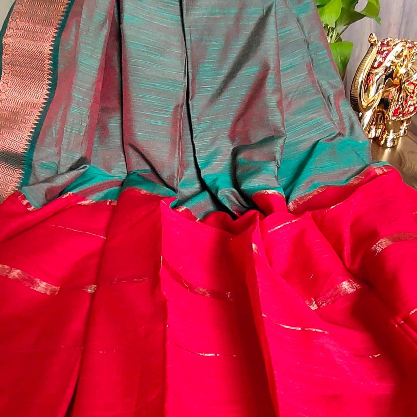 Turquoise Elegance: Silk Handloom Saree With Zari